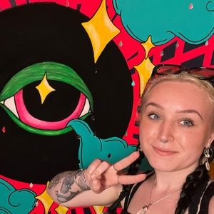 Meet your Posher, Kaitlyn